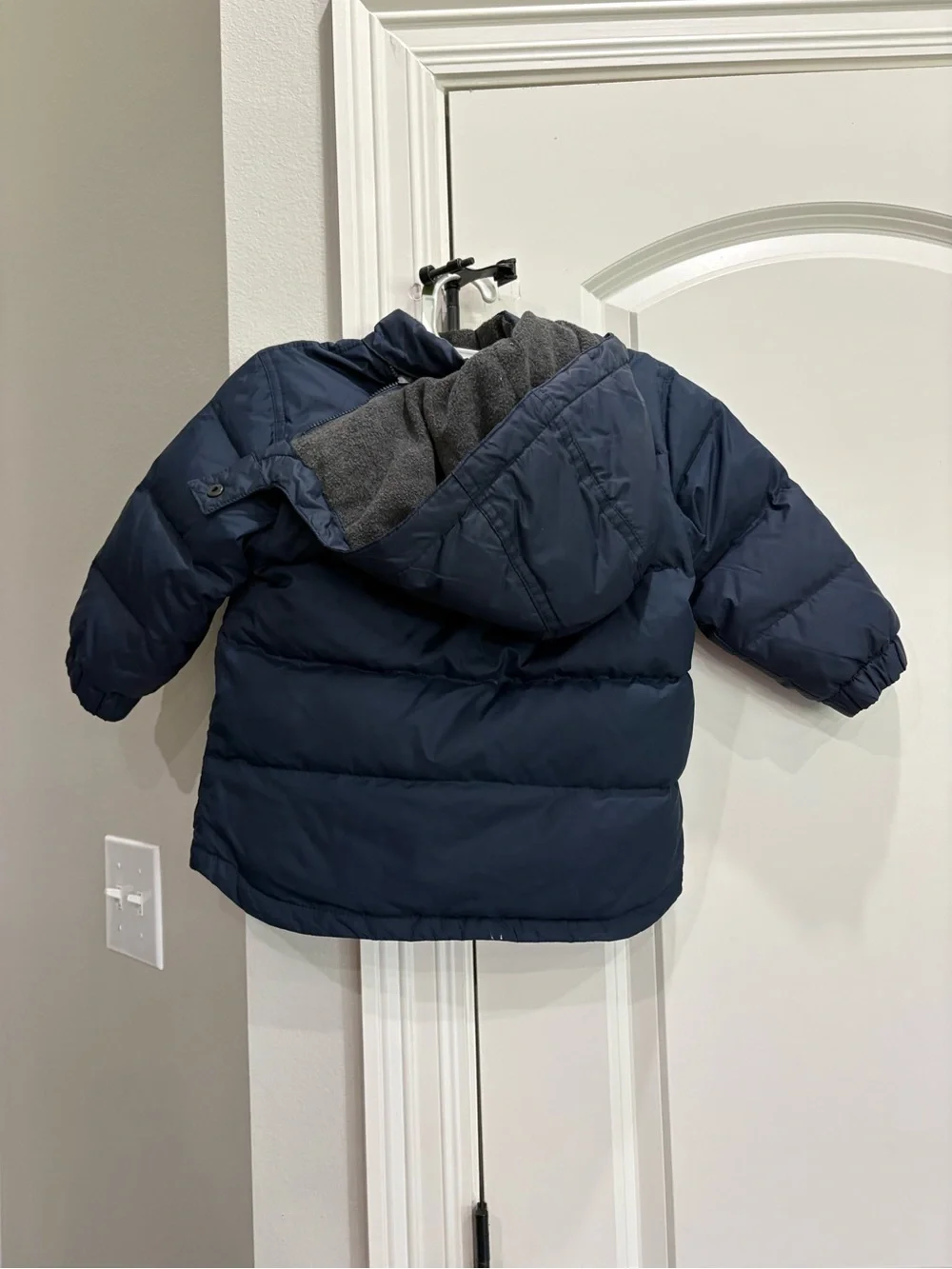 Gap baby navy blue hooded puffer jacket fleece lining boys 2 years GUC
